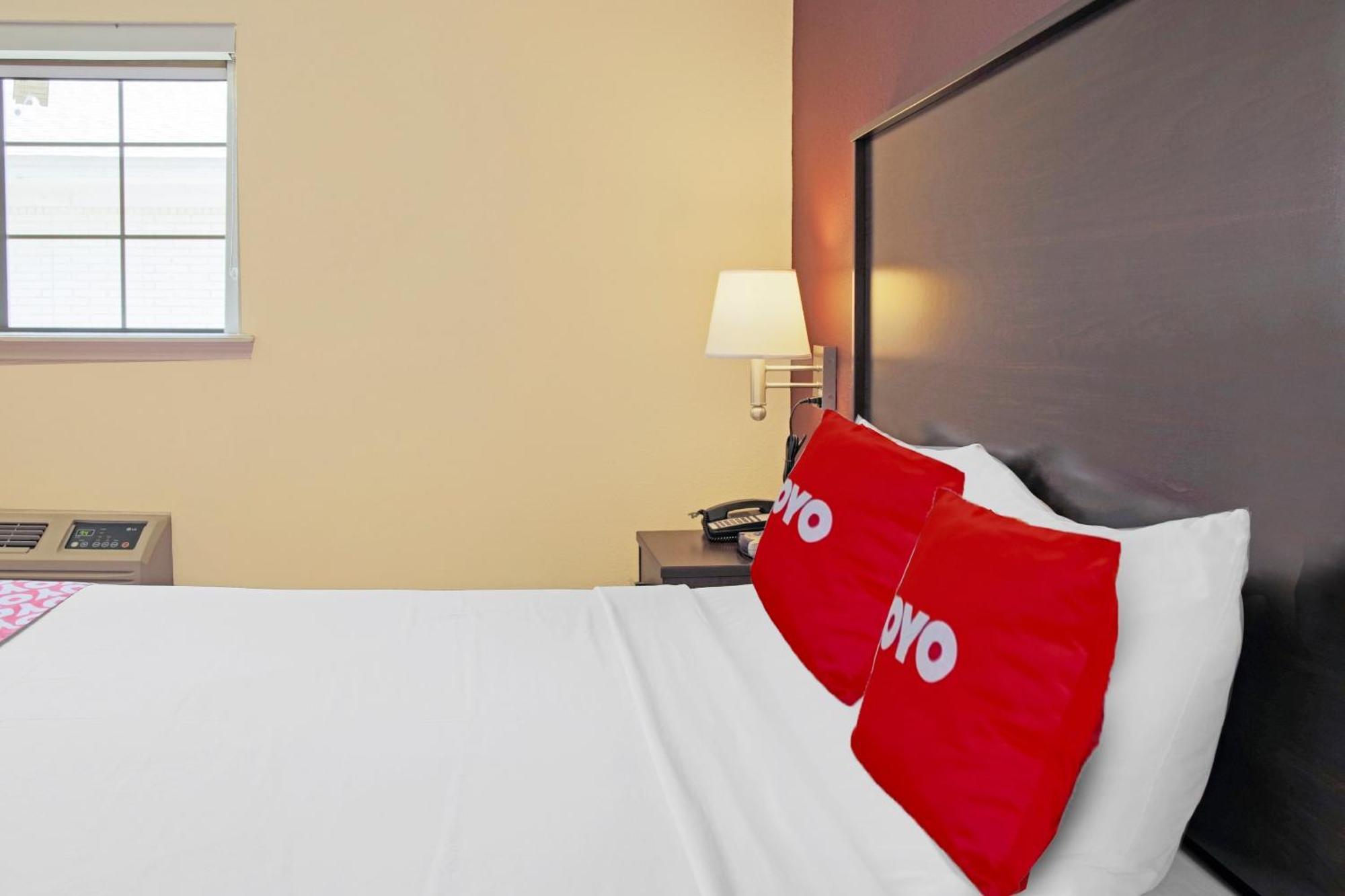 Oyo Hotel Mcallen Airport South Buitenkant foto