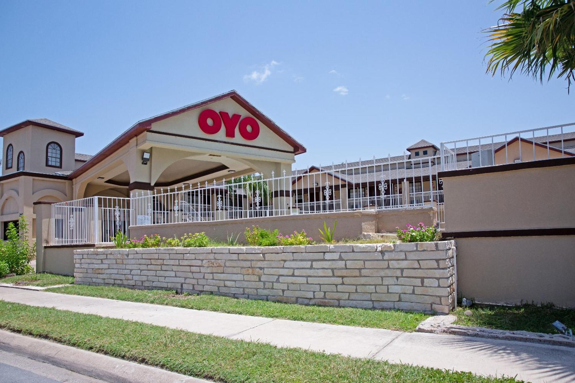 Oyo Hotel Mcallen Airport South Buitenkant foto