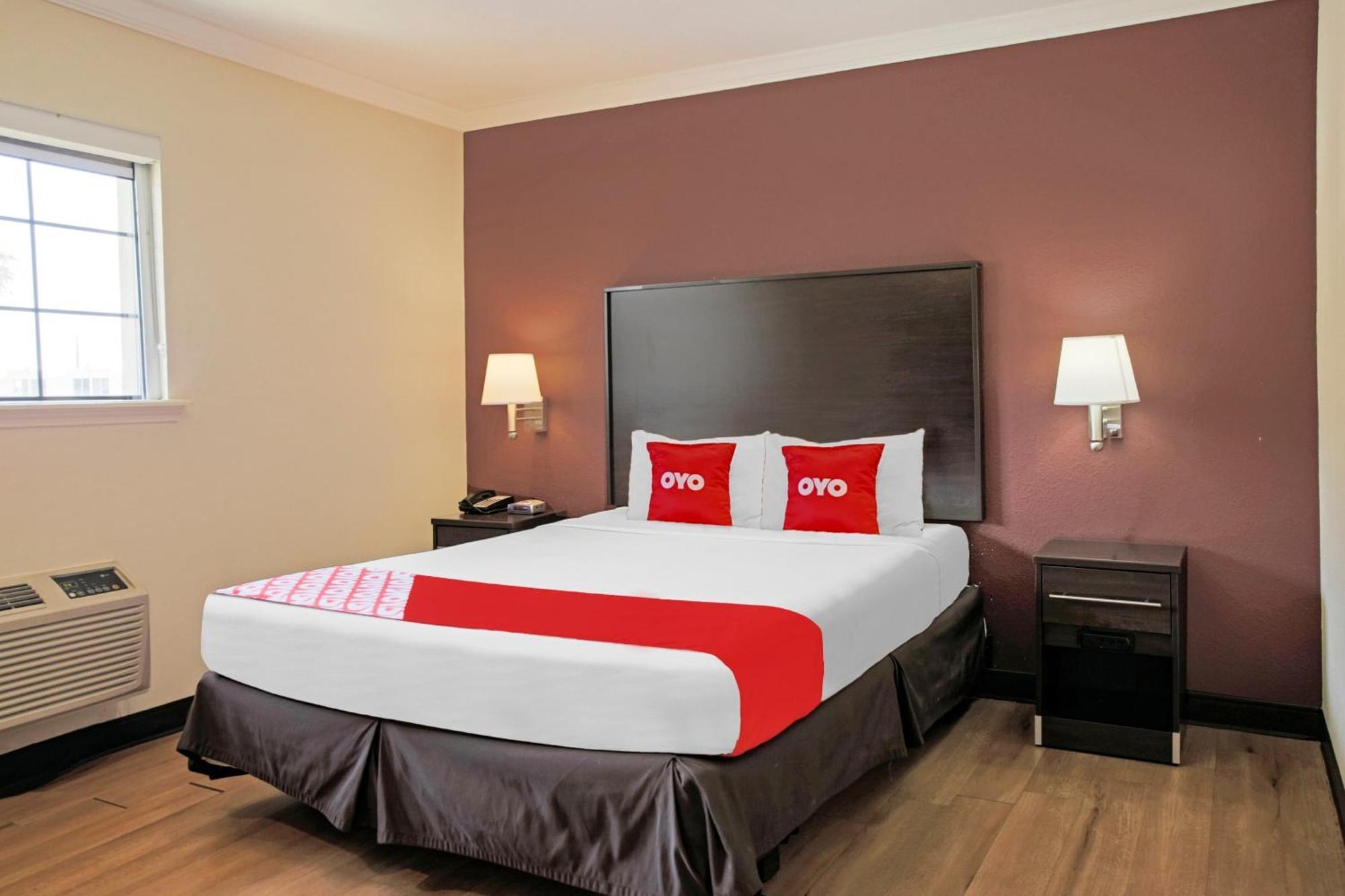 Oyo Hotel Mcallen Airport South Buitenkant foto