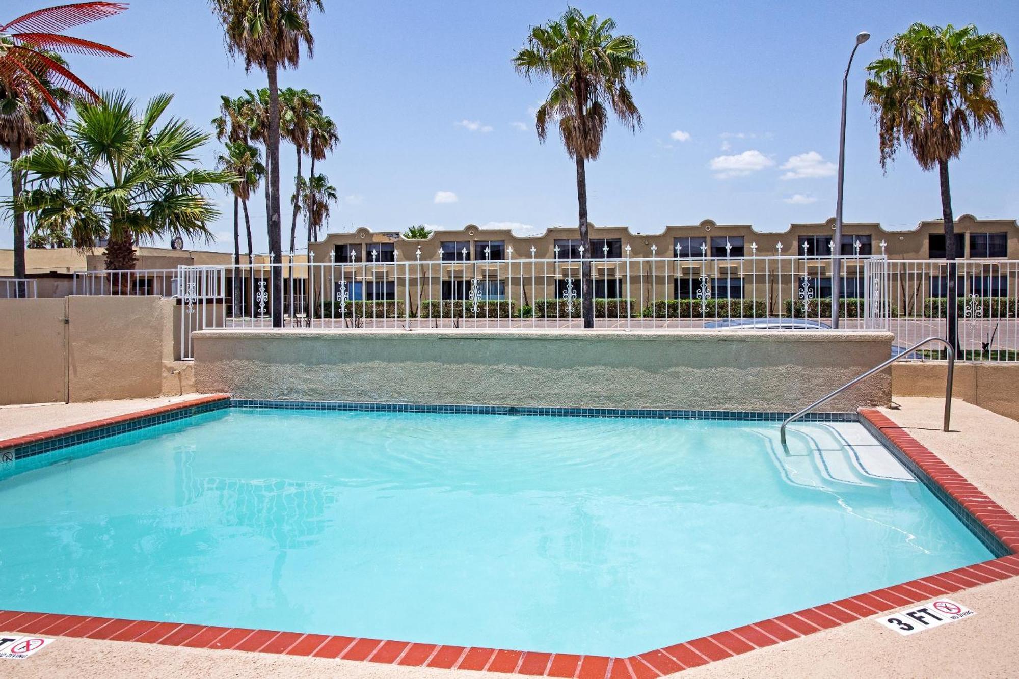 Oyo Hotel Mcallen Airport South Buitenkant foto